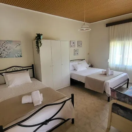 Kalyves, 2 Bedrooms, Sleeps 6, 700sqmgarden, 180m From *